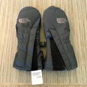 The north face kids mitten- size 2T